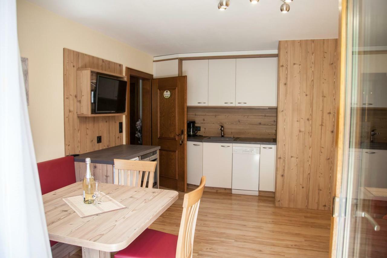 Haus Madeleine Apartment Нойщифт им Щубайтал Екстериор снимка